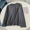 Camiseta de Manga Larga Estampada de Algodón Puro Cepillado con Bordado de Calabaza Pequeña Otoño e Invierno Engrosada Cálida y de Moda Top Básico Trendy