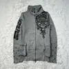 Chaqueta cárdigan de chica hot retro americana transfronteriza con estampados de calavera, cruz y letras, cuello alto, cremallera completa y bolsillos