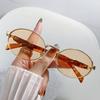Gafas de Sol Ovaladas de Metal Personalizadas para Mujer Moda Europea y Americana Gafas de Sol de Montura Grande Celebridad de Internet Transfronteriza Retro Calle Fotografía Gafas de Sol