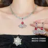 ¡Perfecto para la novia! Collar con colgante en forma de abanico de circonita ultrabrillante, cadena para la clavícula de lujo ligero y de alta gama, collar para mujer lujoso y elaborado