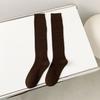Calcetines de pantorrilla para mujer 25 Otoño Nuevo Calcetines de pantorrilla a rayas Algodón Estilo Preppy Versátil Xiaohongshu Calcetines de moda