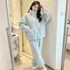 Pijama de Veludo Coral Novo Outono e Inverno com Fleece Adicionado e Espessamento, Gola Alta, Bolsos com Zíper, Caimento Oversized, Conjunto de Pijama Feminino para Sair