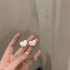 Pendientes de Perla con Aguja de Plata S925 para Mujer, Pendientes de Estilo Socialité de Alta Gama, Joyería para Orejas de Nicho de Lujo Ligero Venta al por Mayor en Yiwu