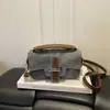 Bolsa Quadrada Pequena Simples 2026 Novo Estilo Bolsa Transversal para Mulheres Bolsa com Toque de Luxo Toque de Luxo Temperamento Estilo Coreano Bolsa de Nicho Feminina