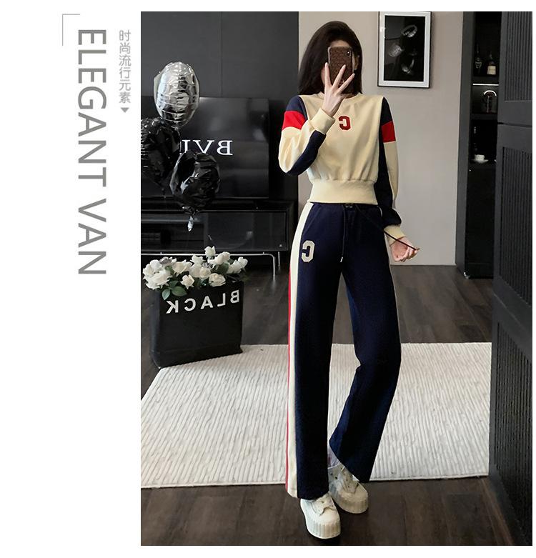 跨境淘货源分销2024秋冬季新款街头潮流减龄小个子爆款欧货网红款运动套装休闲运动气质休闲时尚流行新款秋装秋装女装时尚套装套装女装秋季套装女套装女女士运动服女装两件套套装卫衣套装休闲套装秋季套装女装时尚套装盐系休闲套装女装2024百搭设计感小众洋气欧货阿里国际站跨境采购Cross-border, shopping source, foreign trade, export, distribution 2024 fall, winter, new, street trend, explosive, European goods, network red, sportswear, leisure sports, temperament leisure, fashion popular, new autumn wear, autumn women's wear, fashion suit, women's wear, women's wear, women's wear, women's sportswear, women's two-piece, hoodie suit, casual suit, autumn suit, women's wear, Fashion suit salt department, casual suit women's dress, Ali International Station, cross-border procurement