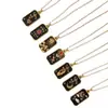 Collar con Colgante de Tarjeta de Tarot Cuadrada Geométrica Retro Europeo y Americano con Relieve Tridimensional, Lujo Ligero, Versátil, Acero de Titanio No Descolorante