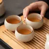 Xícara de Chá Cerâmica Ruyao Bege Doméstica Simples Xícara de Mestre Xícara Individual Luohan Conjunto de Chá Pessoal Xícara de Degustação de Chá Kung Fu
