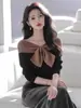 Fio cardado, blusa de tricô macia com laço estilo coreano, preta com cores contrastantes, suéter versátil de manga longa ombro a ombro