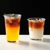 Copo de Vidro Transparente Criativo e Esteticamente Agradável com Design Único, Copo Simples para Chá de Leite e Bebidas, Copo de Café de Alta Transparência, Personalizável com Logo