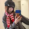 Bufanda fina larga pequeña de punto a rayas color-blocking con pompón para mujer, estilo diseñador, linda, calentador de cuello cálido, atmosférica, protección para el cuello, moderna