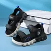 Nuevas sandalias de suela blanda de verano para niños, zapatos de playa para niños y niñas mayores, zapatillas transpirables antideslizantes con velcro