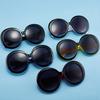Gafas de Sol Transfronterizas 2025 Nuevo Estilo Europeo y Americano Mismo Estilo que las Celebridades de Internet para Mujer con Montura Grande y Rostros Redondos, Aspecto Retro Adelgazante Tendencia de Gafas de Sol Estilo Callejero