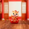 Figura de Bobblehead Criativa Estilo Chinês Deus da Riqueza Decoração de Mesa de Escritório Presente de Ano Novo Presente de Inauguração