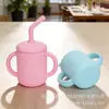 Copo de Silicone para Aprendizado de Bebê em Estoque, Copo de Grau Alimentício, Copo com Canudo Infantil Antiderrapante, Copo de Silicone com Dupla Alça 120ml