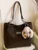 Bolso Escolar Estilo Coreano para Mujer Invierno 2025 Estilo Nuevo Bolso de Hombro Simple y Moderno Bolso Tote de Gran Capacidad para Viajes
