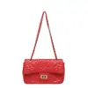 Bolso de mujer transfronterizo bolso de cadena de hilo acolchado de diamantes bolso cuadrado pequeño versátil de diseño de nicho moderno para mujer de un solo hombro cruzado