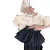 Vestido de verano para niñas de estilo coreano, traje de estilo occidental a la moda, camisa de encaje para niños, pantalones cortos con capullos de flores, conjunto de dos piezas a la moda