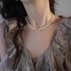 Tres tipos de estilo de uso temperamento collar de perlas de agua dulce para mujer nuevo popular nicho diseño sentimiento cadena clavícula cadena cuello de lujo ligero