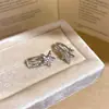 Pinzas para Orejas de Estrella de Zirconia Doble Hilo para Mujer Sin Perforaciones, Pendientes de Nicho de Moda y Exquisitos con un Toque de Lujo Ligero y Alta Gama