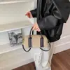Bolso de bolos de acabado mate de nicho, bolso de mujer, nuevo estilo retro 2026, bolso de mano, bolso de hombro, casual, para ir al trabajo, bandolera, bolso cuadrado pequeño