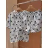 Pijama Feminino Estilo Coreano de Algodão Nuvem, Conjunto Rosa de Manga Curta com Gola Reversível e Listras Verticais Hello Kitty, Pode Ser Usado Fora de Casa, Conjunto Casual de Duas Peças