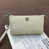 Nova Bolsa Feminina, Porta-Moedas Multifuncional, Bolsa Fashionável para Celular em Couro Genuíno, Bolsa Clutch Feminina Quadrada Versátil em Couro Bovino de Primeira Camada
