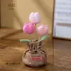 Plantas en maceta terminadas tejidas a mano, tulipanes de lana, varios estilos de decoraciones de escritorio, regalos navideños, al por mayor en stock