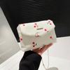 Bolsa Quadrada Pequena de Veludo Cotelê Versátil no Estilo Ins, Novo Design de Grande Capacidade com um Laço de Nicho, Bolsa Transversal Estilo Esportivo