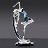 Ornamento Criativo de Luxo Leve de Menina Dançarina para Sala de Estar Decorações de Armário de Vinho Artesanato em Resina para Amigos