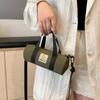 Nova Bolsa Transversal de Ombro Feminina Bolsa de Mão Ins Casual Popular Tecido de Nylon Estilo Coreano Bolsa Cilindro para Mulheres 2024