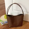 Bolsa de cubo nueva de verano transfronteriza versión coreana nicho bajo el brazo moda casual bolso de mano bolso de hombro de gran capacidad