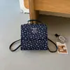 Mochila Transfronteiriça Estilo Coreano com Padrão de Estrelas para Mulheres, Nova Coleção Outono 2026 Elegante Bolsa Transversal de Ombro Único de Alto Valor