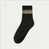 Meias Masculinas Absorventes de Suor Meia de Cano Médio Resistente a Odores Absorvente de Suor Respirável Estação Primavera e Outono Meias Longas Espessadas Tendência Esportiva Meias Masculinas