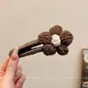 Presilhas de cabelo de flor de tricô para mulheres, tamanho grande, adequadas para outono e inverno, presilhas bico de pato, presilhas tubarão, uma alternativa segura para grampos de cabelo comuns, acessórios de cabelo