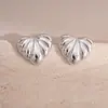 Pendientes Transfronterizos Europeos y Americanos de Acrílico con Patrón de Corazón de Aguja Plateada Estilo Minimalista Pendientes de Lujo Ligero de Gama Alta Versátiles para Mujer