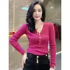 Ropa interior para Otoño e Invierno 2025, Tops Ajustados, Prendas de Punto de Moda y Sexy, Camisetas Básicas de Diseño Europeo con Cuello en V para Mujer
