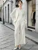 Venta Directa de Fábrica Conjunto de Tres Piezas Miyake Estilo Popular en Transmisión en Vivo para Mujer Chaleco Cárdigan Abrigo Pantalones de Pierna Ancha Conjunto de Traje Profesional para el Trabajo