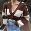 Corea del Sur comprando nuevo traje de punto de dos piezas a rayas corto de moda para otoño e invierno de mujer de Dongdaemun