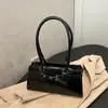 Bolso de Mano para Comercio Exterior Estilo Coreano con un Toque de Alta Gama, Nuevo de Moda Invierno 2025 Bolso Tote Versátil de Hombro de Alto Valor Simple