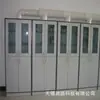Gabinete de aluminio-madera para laboratorio de producción, dos capas superior e inferior, puerta de gabinete de vidrio superior e inferior con bisagra con plato para líquidos