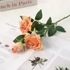 3 Rosas Artificiales con Bordes Quemados, Flores Falsas de Seda, Ramo de Boda, Flores para Decoración de Pasillo, Flores Artificiales para Fondo