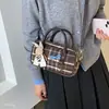 Bolso bandolera, bolso para el trabajo, estilo nuevo, bolso de mujer estampado, retro 2026, bolso de bolos súper popular, bolso de mano para mujer con forma de almohada, diseño de nicho