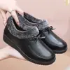 Zapatos de Mamá, Zapatos de Algodón, Zapatos de Cuero Cómodos de Suela Blanda de Invierno para Mujer, Zapatos Cálidos para Mediana Edad y Personas Mayores, Zapatos Antideslizantes de Suela Plana con Forro de Felpa para Personas Mayores