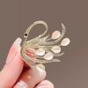 Exquisito Broche de Cisne Ojo de Gato Corsage de Temperamento de Alta Gama para Mujer Moda Traje Pin Personalizado Cuello Accesorios para Ropa