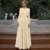 Ropa Femenina Francesa 2025 Otoño Nueva Moda Cuello de una Sola Línea Cintura Elegante Vestido Largo de Mangas Largas con Pliegues Comercio Exterior al por Mayor