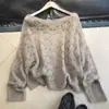 Estação Europeia High-End Primavera/Outono 2026 Nova Roupa Feminina Suéter Vazado Castanho Claro Tricô Preguiçoso Gola Redonda Estilo Europeu