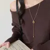 Colar com Pingente de Flor e Coração em Pedra Olho de Tigre para Mulheres, Corrente para Suéter Cruzada de Luxo Leve, Estilo Longo, Design de Nicho Outono e Inverno