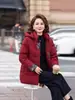 Chaqueta de Algodón con Felpa de Invierno para Madres de Mediana Edad y Mayores, Abrigo Cálido de Cuello Alto, Abrigo de Algodón Holgado y Elegante con Capucha para Abuelas