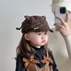 Gorra de béisbol con visera de estilo retro con estampado de leopardo para otoño e invierno, para niños y niñas, moderna y a la moda, gorra infantil estilo coreano