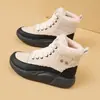 2026 Invierno Nuevos Zapatos de Algodón Cálidos Engrosados con Felpa de Caña Alta Versátiles Suela Gruesa que Aumenta la Altura Botines Deportivos Casuales T351
